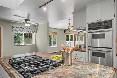 21120 Vista Amorosa Court, Pine Grove, CA 95665 - Photo 13