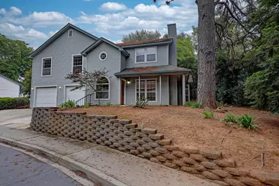 10016 Brentwood Circle, Auburn, CA 95603 - Photo 3