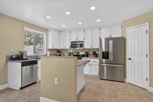 8509 Zachis Way, Antelope, CA 95843 - Photo 15