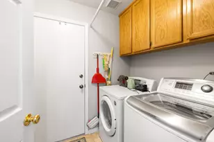8225 Burloak Way, Elk Grove, CA 95758 - Photo 25