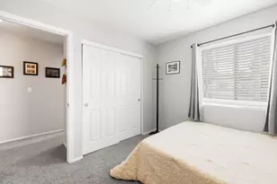 8225 Burloak Way, Elk Grove, CA 95758 - Photo 21