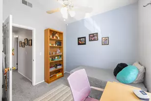 8225 Burloak Way, Elk Grove, CA 95758 - Photo 23