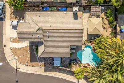 8225 Burloak Way, Elk Grove, CA 95758 - Photo 33