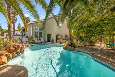 8225 Burloak Way, Elk Grove, CA 95758 - Photo 27