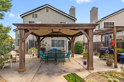 8225 Burloak Way, Elk Grove, CA 95758 - Photo 31