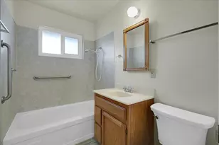 1328 Crest Dr, Yuba City, CA 95993 - Photo 19