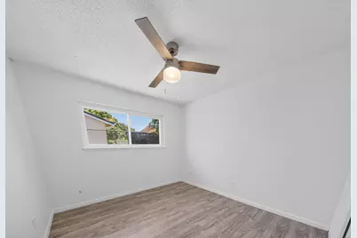 7878 Grandstaff Drive, Sacramento, CA 95823 - Photo 29