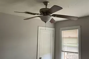 1019 Sullivan Ave, Stockton, CA 95205 - Photo 9
