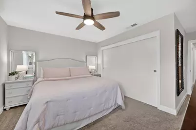 637 Oakborough Avenue, Roseville, CA 95747 - Photo 23