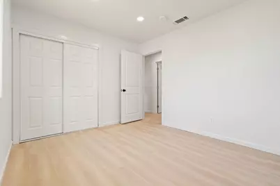 8770 Gerber Road, Sacramento, CA 95828 - Photo 17