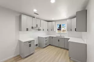 8770 Gerber Rd, Sacramento, CA 95828 - Photo 15
