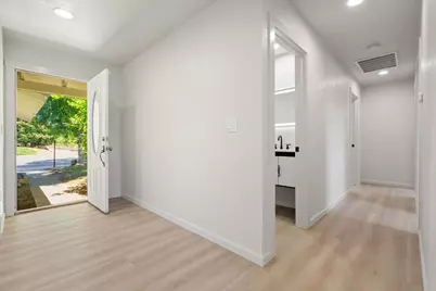 8770 Gerber Road, Sacramento, CA 95828 - Photo 3
