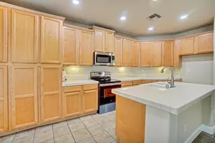 4509 Blossom Ranch Dr, Elk Grove, CA 95757 - Photo 31