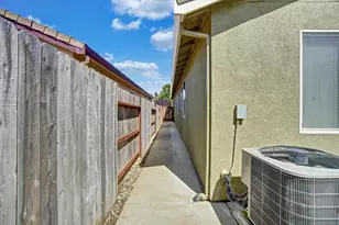 4509 Blossom Ranch Dr, Elk Grove, CA 95757 - Photo 43