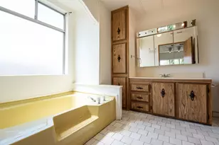 22168 E Milton Rd, Linden, CA 95236 - Photo 11