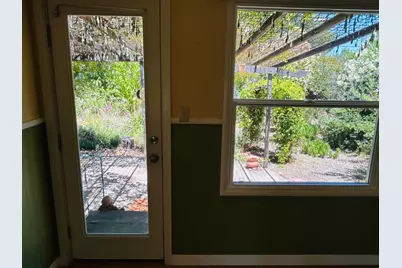 2261 Knight Way, Sacramento, CA 95822 - Photo 9