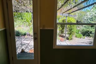 2261 Knight Wy, Sacramento, CA 95822 - Photo 9