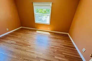 2261 Knight Wy, Sacramento, CA 95822 - Photo 17