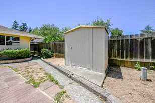 524 Woodside Dr, Woodland, CA 95695 - Photo 39