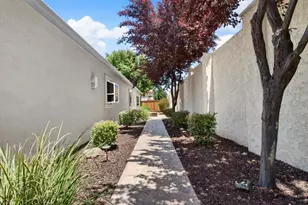 9016 Tee Box Ct, Patterson, CA 95363 - Photo 35