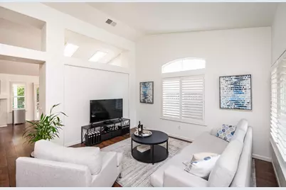 9670 Mizzenmast Court, Elk Grove, CA 95758 - Photo 3