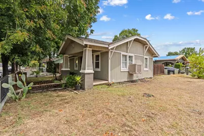 221 Alturas, Modesto, CA 95351 - Photo 35