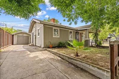 221 Alturas, Modesto, CA 95351 - Photo 39