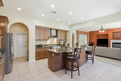 6813 Vilamoura Way, Elk Grove, CA 95757 - Photo 23