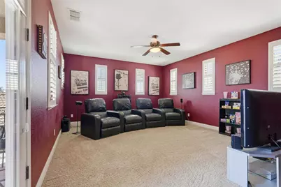 6813 Vilamoura Way, Elk Grove, CA 95757 - Photo 29