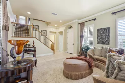6813 Vilamoura Way, Elk Grove, CA 95757 - Photo 7