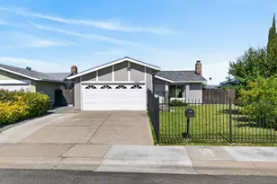 7920 Deer Water Dr, Sacramento, CA 95823 - Photo 1