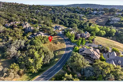 3923 Errante Drive, El Dorado Hills, CA 95762 - Photo 7