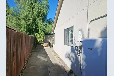 611 Crystal Springs Drive, Woodland, CA 95776 - Photo 17