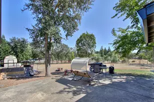 3840 Valle Vista Rd, Carmichael, CA 95608 - Photo 37