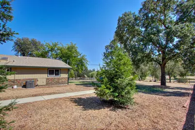 3840 Valle Vista Road, Carmichael, CA 95608 - Photo 37