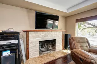 3840 Valle Vista Rd, Carmichael, CA 95608 - Photo 13