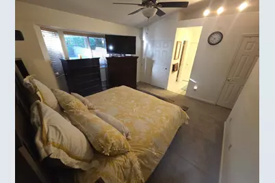 5131 Olivehurst Way, Elk Grove, CA 95758 - Photo 9
