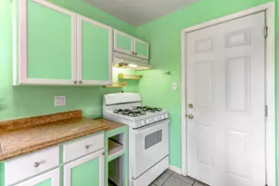4940 Whittier Dr, Sacramento, CA 95820 - Photo 17