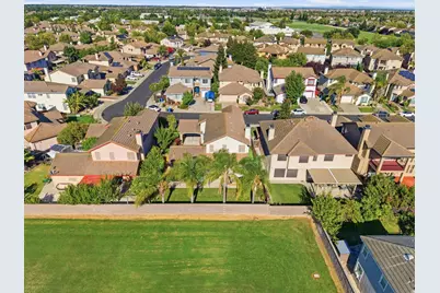 10140 Brenna Way, Elk Grove, CA 95757 - Photo 39