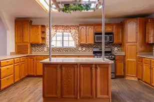 5500 Sunset Oak Ct, Sacramento, CA 95842 - Photo 9