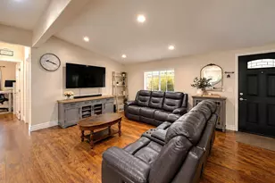 W Clover Rd, Tracy, CA 95376 - Photo 17