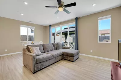 1559 Falabella Way, Olivehurst, CA 95961 - Photo 7