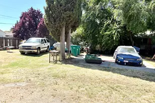 1547 S Adelbert Ave, Stockton, CA 95215 - Photo 11