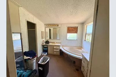 1547 S Adelbert Avenue, Stockton, CA 95215 - Photo 29