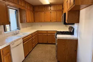 1129 Idaho Ave, Los Banos, CA 93635 - Photo 9