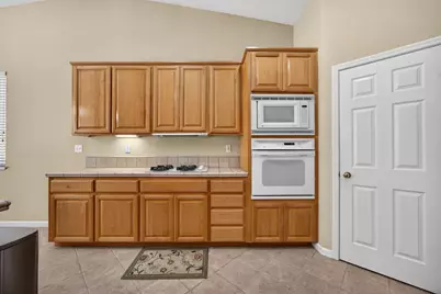 34 Riverscape Court, Sacramento, CA 95833 - Photo 17