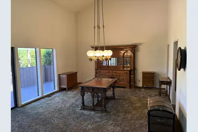 10 Lookout Court, Sacramento, CA 95831 - Photo 9