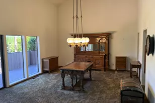 10 Lookout Ct, Sacramento, CA 95831 - Photo 9
