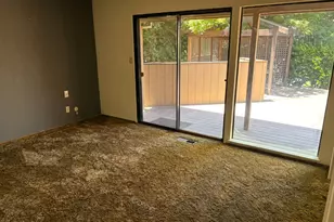 10 Lookout Ct, Sacramento, CA 95831 - Photo 19