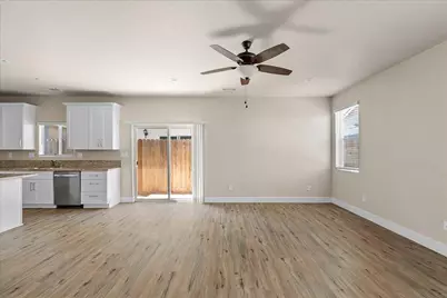 523 Barcelona Court, Merced, CA 95341 - Photo 9
